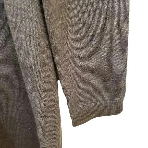 Eileen Fisher Grey Tunic Sweater Small Merino Wool Asymmetrical Hem V-Neck - Picture 9 of 11